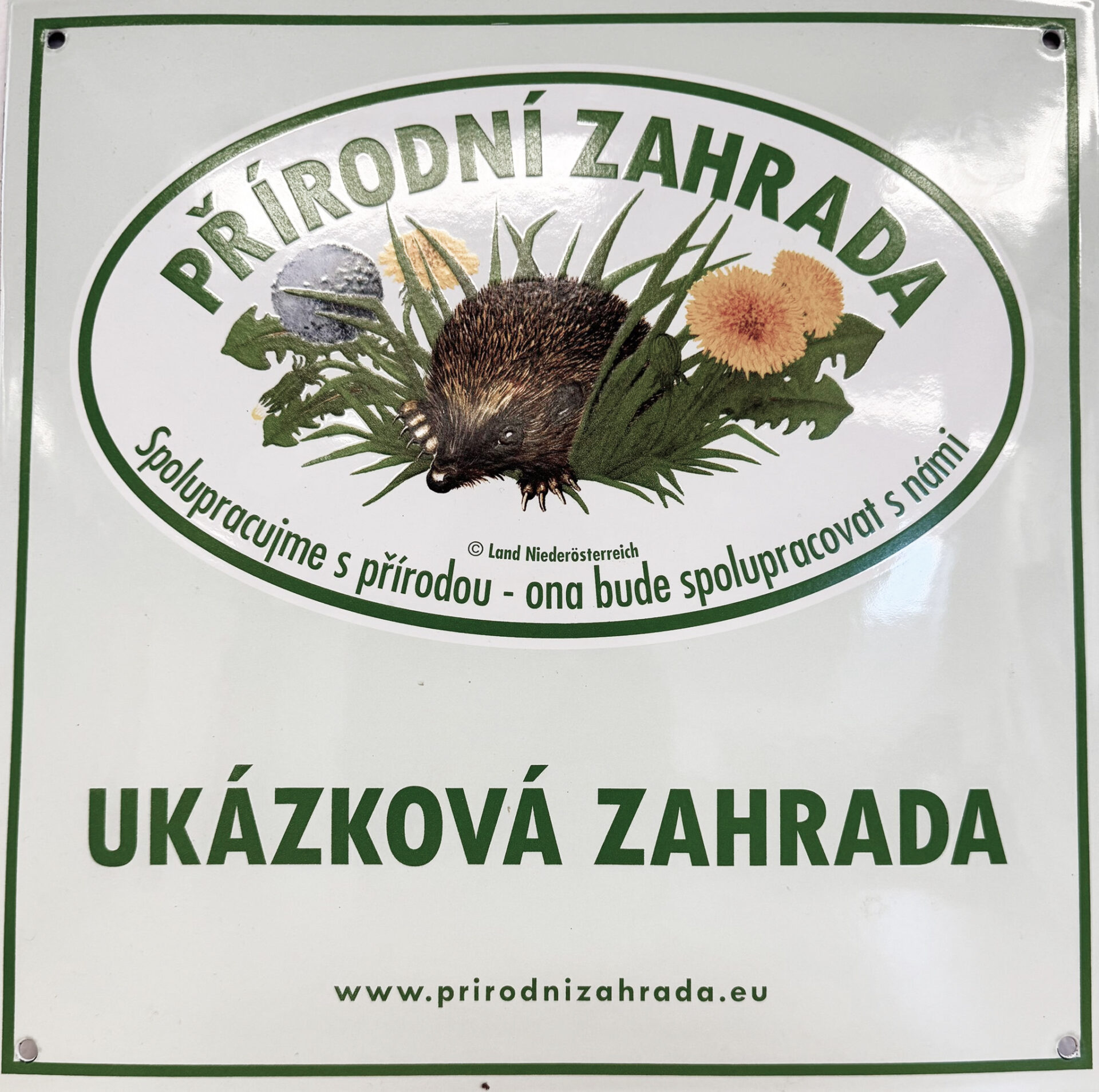 Plaketa ukazkova zahrada 1 1 | Přírodní zahrada Zelený ráj