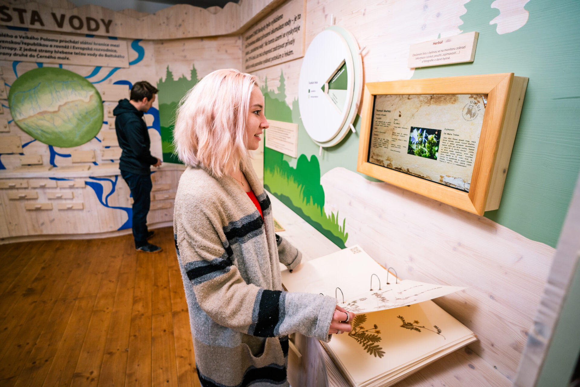 006 URSUS | Expozice U všeho byla a je voda